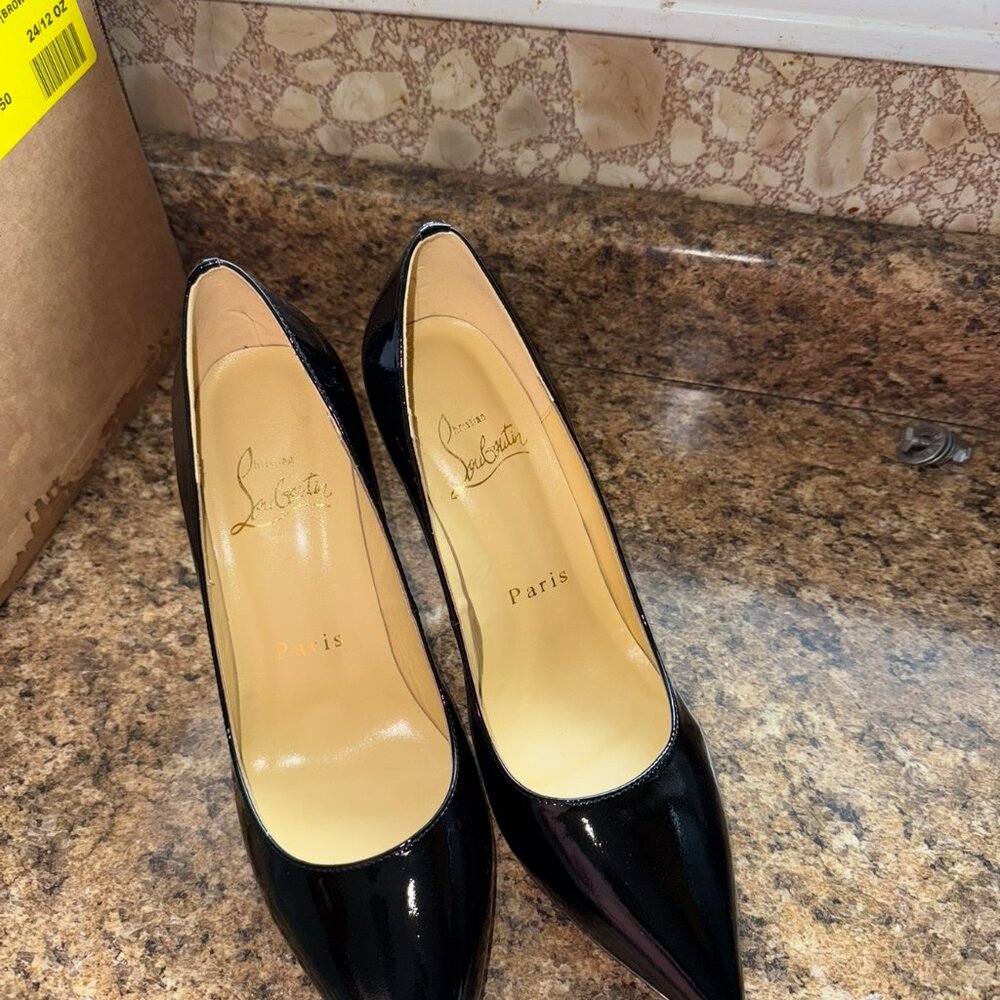 Christian Louboutin So Kate Heels Size: 40 EU (approx. US 9.5–10) Color: Black - Picture 13 of 13